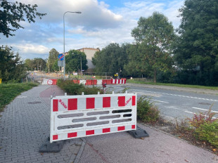 Na ul. Chrobrego zniknął most znad Potoku Północnego [ZDJĘCIA]