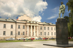 Debatowali o nowych odkryciach importów rzymskich w Polsce