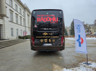 Symboliczny autokar MPK będzie jeździł po Polsce. 
