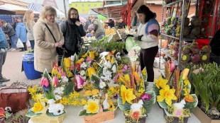 Na Korei nie brakuje stoisk ze świątecznymi ozdobami