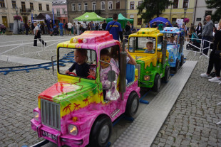 Niedziele na Rynku po raz piąty. Pociąg do wakacji wyruszył
