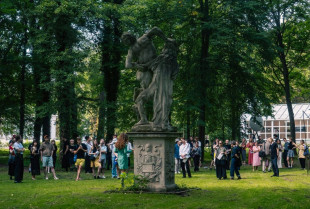 Niedziela pełna wrażeń w Orońsku. Sztuka, plenerowy relaks i koncert kameralny