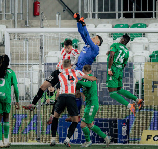 Radomiak pokonał Cracovię 3:0. Tak było w ostatnim domowym meczu.