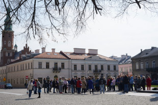 Po wakacyjnej przerwie wracają spacery po Radomiu
