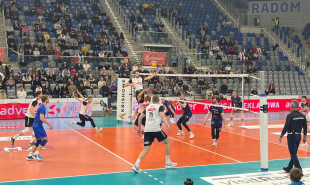 W hali RCS powiało optymizmem. Czarni rozbili Karton-Pak