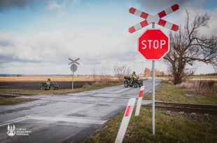Patrole, quady, drony... Żołnierze z Radomia ochraniają kolej [FOTO]