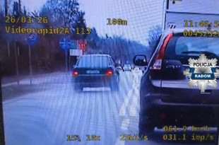 Wyprzedzał na skrzyżowaniu. Wysoki mandat i duża liczba punktów karnych