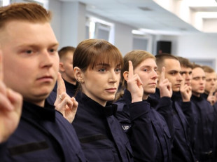 103 nowych policjantów złożyło ślubowanie w Radomiu . Poznaj ich [FOTO]