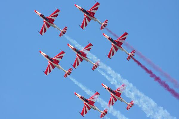 Biało-czerwone Iskry, fot. ze strony pokazów Air Show