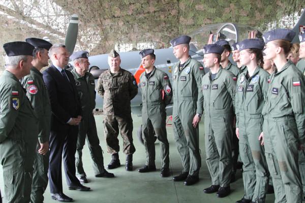 Tomasz Siemoniak, szef MON podczas wizyty w Radomiu