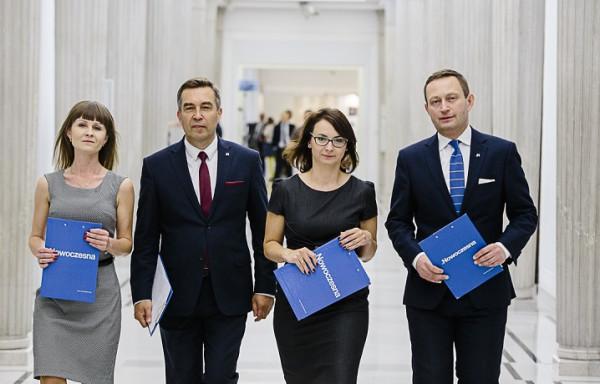 Od lewej: Katarzyna Kalinowska, Zbigniew Gryglas, Kamila Gasiuk-Pihowicz oraz Paweł Rabiej w Sejmie
