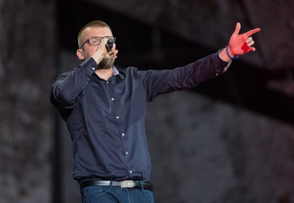 Radomski raper na niezwykłym koncercie w Radomiu! KęKę podczas swojego występu na widowisku muzyczny