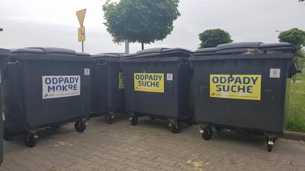 Pojemniki na odpady w Radomiu są podzielone na dwa rodzaje
