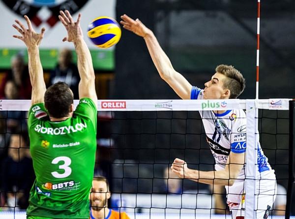 Tomasz Fornal (w ataku). Foto: plusliga.pl