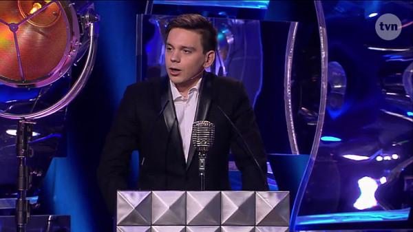 Sebastian Rejent podczas Roasta Kuby Wojewódzkiego. Foto: TVN