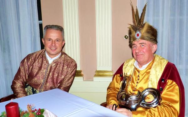 Od lewej: Sławomir Adamiec (Hetman) oraz Kazimierz Ciszek (Radomski Król Kurkowy A.D. 2013 i 2014)