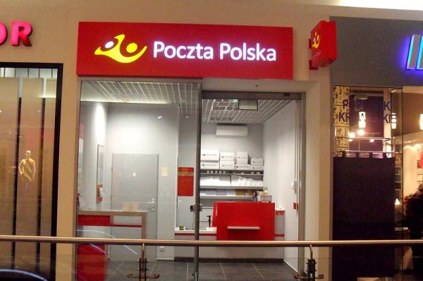 eGO umożliwia m.in. złożenie wniosku o dowód osobisty czy prawo jazdy, rozliczenie podatków albo spr