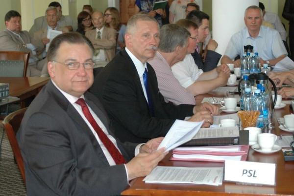 Marszałek Struzik podczas obrad sejmiku