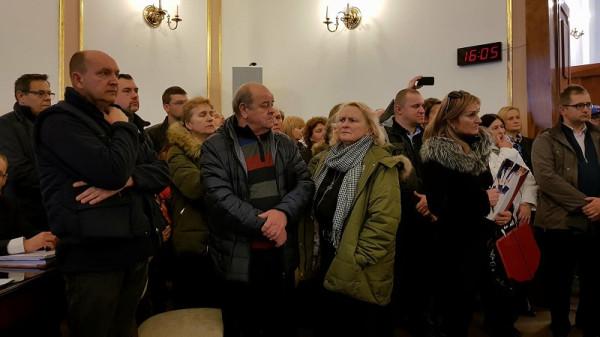 Mieszkańcy ulic wyrzuconych z Radomskiego Programu Drogowego dobrze przygotowali się do sesji