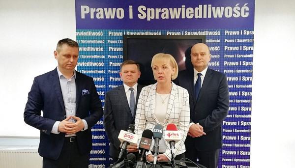 Od lewej: Artur Standowicz, Wojciech Skurkiewicz, Anna Kwiecień, Andrzej Kosztowniak