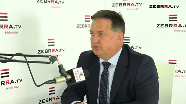 Na zdjęciu Dariusz Wójcik. Program Kontrast Plus do obejrzenia codziennie, od poniedziałku do piątku