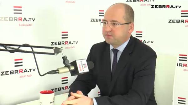 Na zdjęciu Adam Bielan. Program Kontrast Plus do obejrzenia codziennie, od poniedziałku do piątku o 