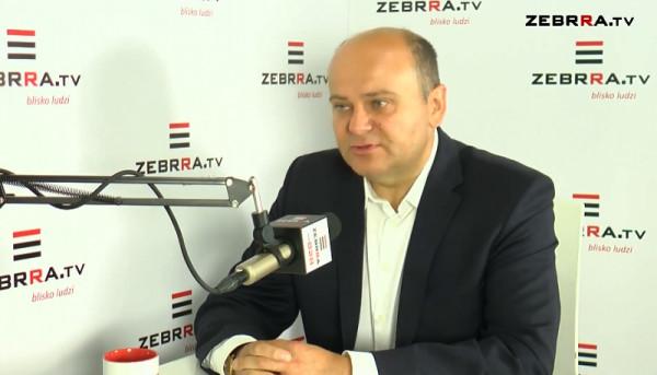 Na zdjęciu Andrzej Kosztowniak. Program Kontrast Plus do obejrzenia codziennie, od poniedziałku do p