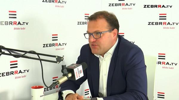 Na zdjęciu Radosław Witkowski. Program Kontrast Plus do obejrzenia codziennie, od poniedziałku do pi