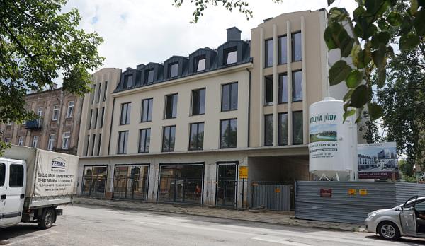By osobiście zobaczyć apartamenty, wystarczy zadzwonić pod nr 515 745 505 i umówić się na spotkanie 