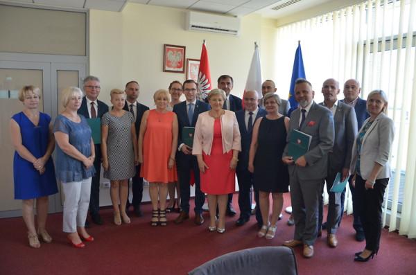 W regionie radomskim, dofinansowanie otrzymały dwie gminy. Promna na przebudowę boiska rekreacyjnego