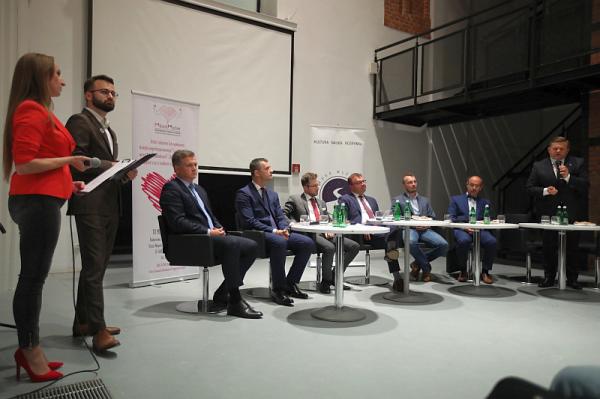 W debacie wzięło udział siedmiu pretendentów do fotela włodarza naszego miasta