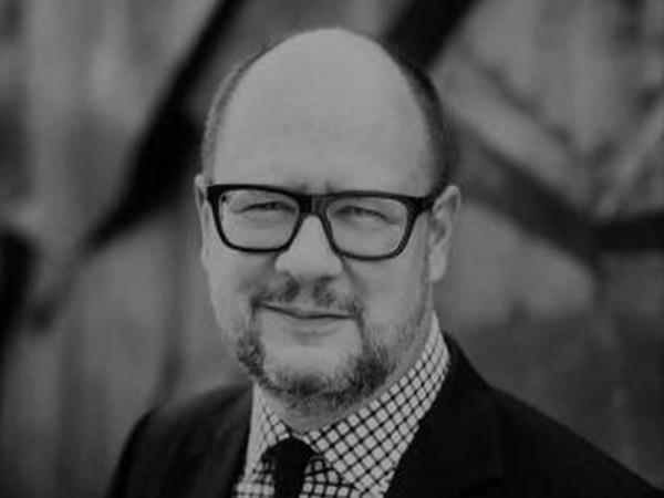 Paweł Adamowicz