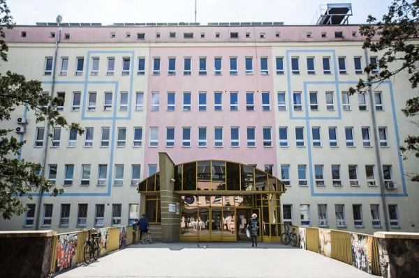 W Radomskim Szpitalu Specjalistycznym przebywa 10 osób z potwierdzonym zakażeniem koronawirusem