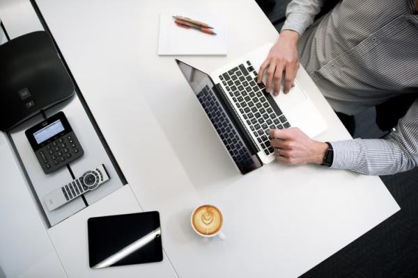 Szukasz pracy online? Przygotowaliśmy dla ciebie najbardziej wygodne i aktualne rozwiązania. Przejdź