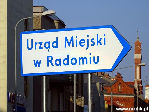 Drogowskaz do Urzędu Miejskiego