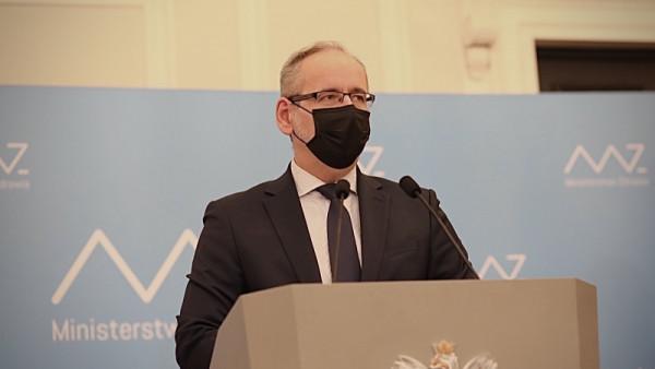 Minister poinformował, że do limitów nie wliczają się osoby w pełni zaszczepione