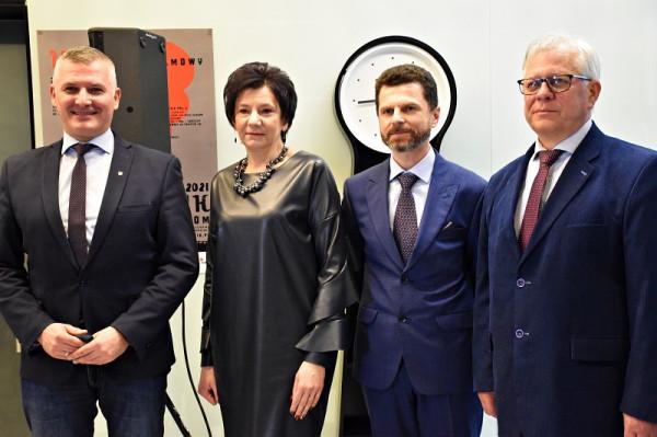 Od lewej: Rafał Rajkowski, Wioletta Kotkowska, Łukasz Rudecki, Włodzimierz Pujanek