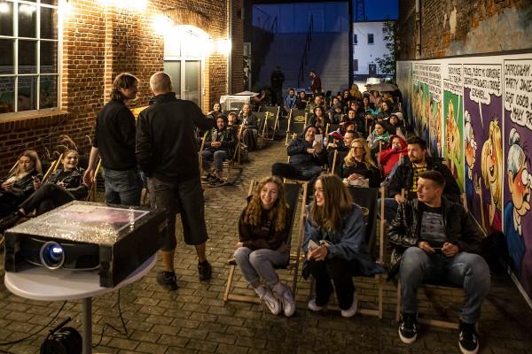 Kino plenerowe Elektrowni zapewnia niezapomniany klimat seansu. Foto: Marcin Kucewicz