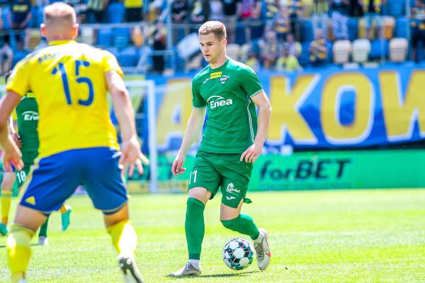 Arka - Radomiak 0:2. pamiętny mecz po którym zielony praktycznie zapewnili sobie awans. Na zdjęciu Michla Kaput. W zespole z tamtego  czasu zostaii już tylko on, Leandro i Mateusz Cichocki