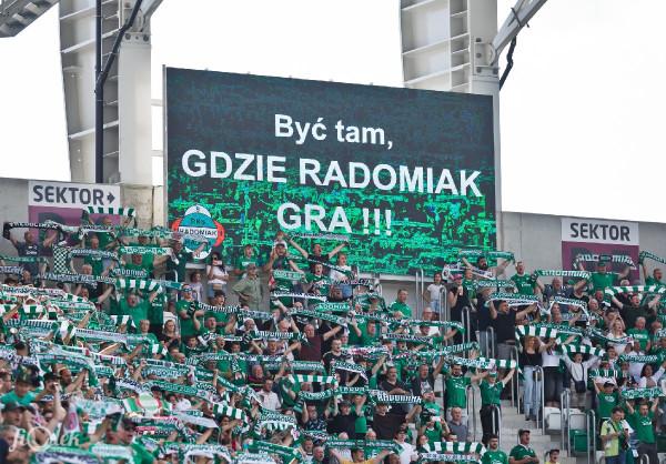 Kibice Radomiak podczas meczu z Rakowem 