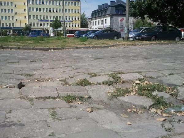 Parking przed Radomskim Szpitaem Specjalistycznym