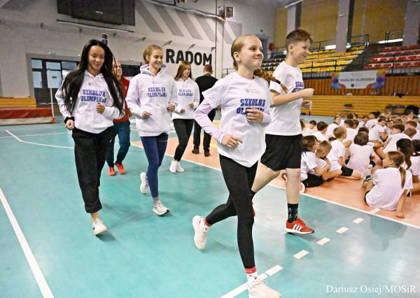 Szkolna Olimpiada odbyła się w hali MOSiR