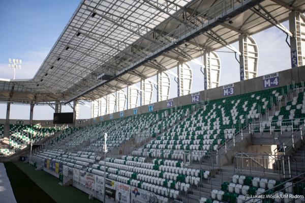 Nowa, trybuna wschodnia stadionu przy ul. Struga 63