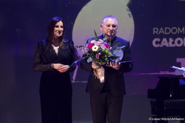 Jerzy Skwarek z Radomską Nagrodą Kulturalna za Całokształt Działalności