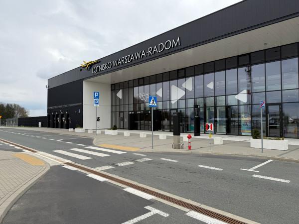 Terminal lotniska w Radomiu