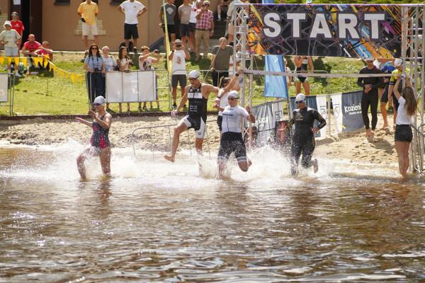 W Enea Kozienice Triathlon startują najmłodsi i najstarsi