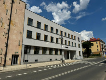 Nowy Medyk w Radomiu, policealna szkoła medyczna ul Kelles-Krauza 3