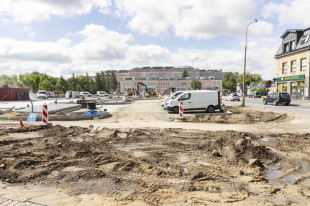 Ulica oraz parking gotowe mają być w październiku 2026 roku
