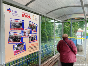 Plakaty Radomskiego Czerwica ’76 na przystankach miejskich. Będzie ich więcej