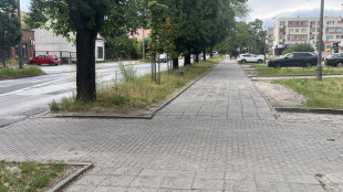 W tym miejscu, przy ulicy Okulickiego powstanie ciąg pieszo-rowerowy